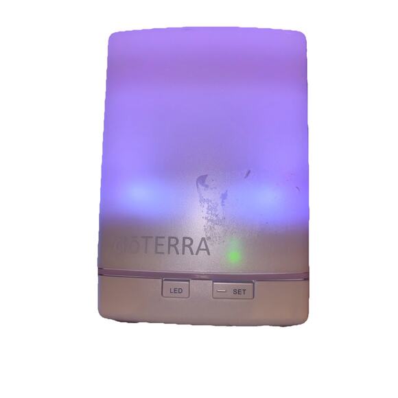 doTERRA Aroma Lite Essential Oil Diffuser wtih LED Night Light - Works - Picture 3 of 9
